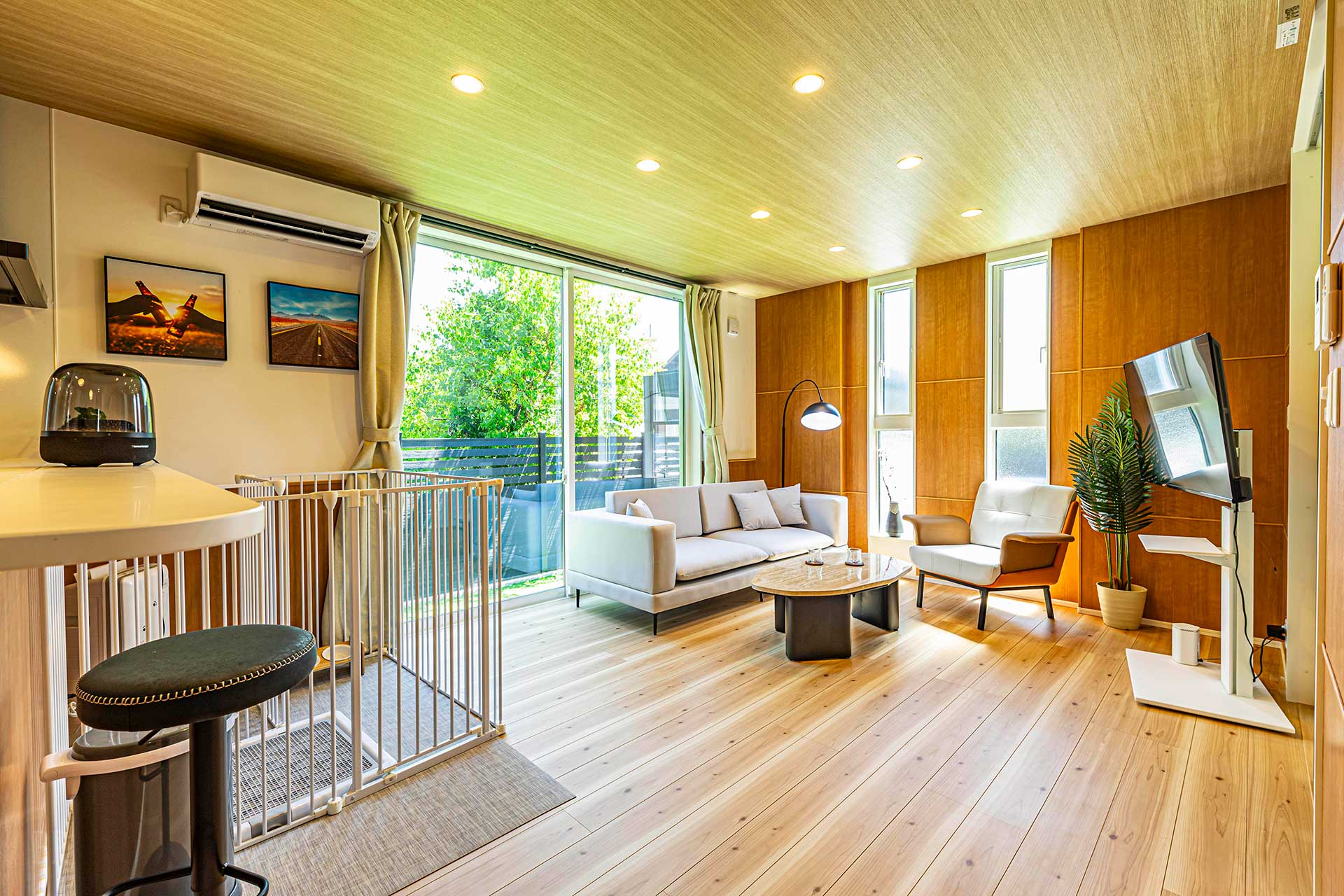 Galaxy Jacuzzi Resort